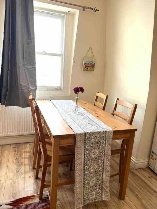 Cosy One Bedroom Flat In Central Londres Exterior foto
